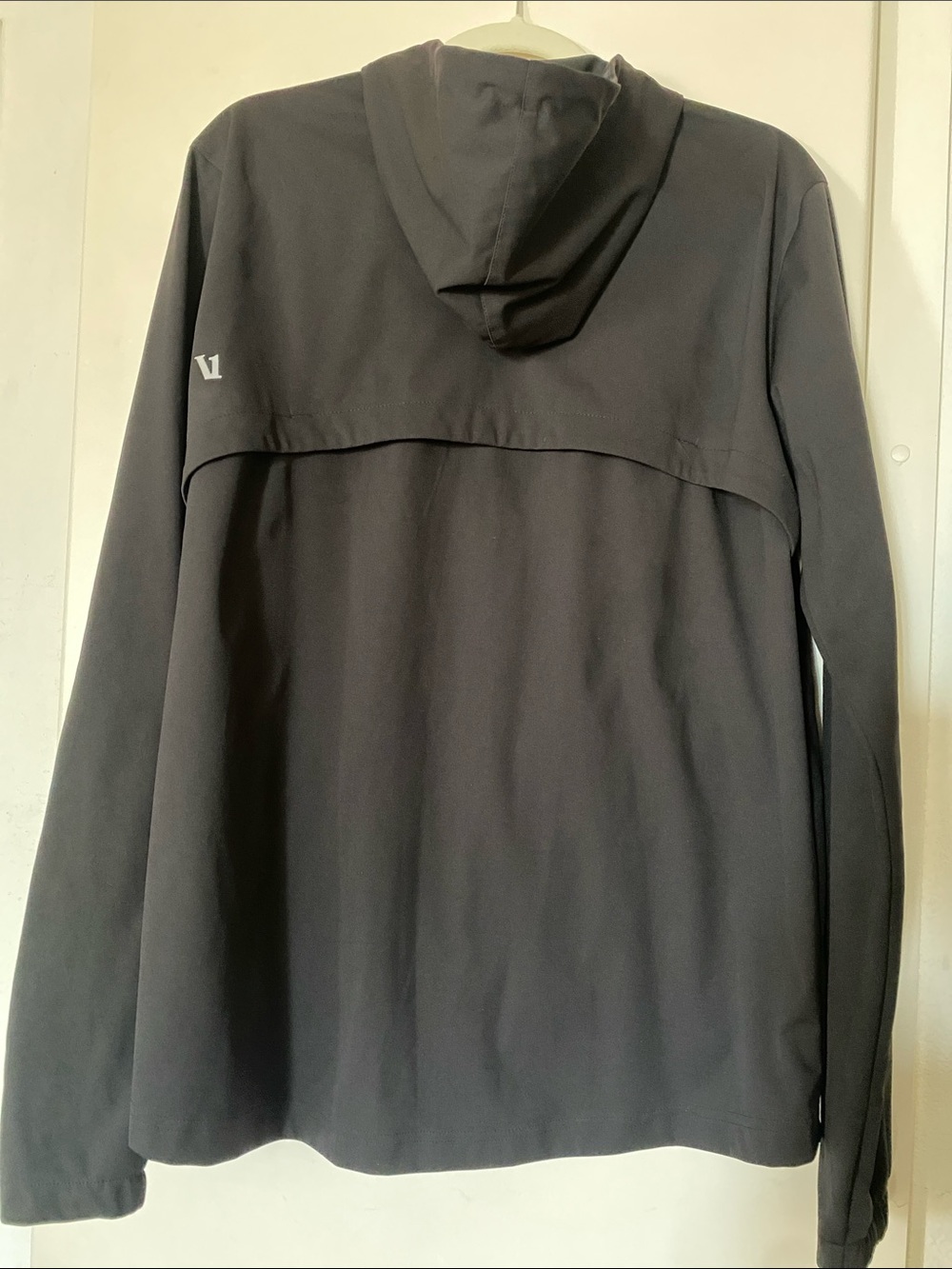 Vuori Black Hooded Zip Windbreaker Jacket
